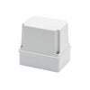 Gewiss ABZWEIGKÄSTEN UND FÜR ELEKTRISCHE UND ELEKTRONISCHE GERÄTE - HOHER GESCHLOSSENE DECKEL - IP56 - INNEN-ABMESSUNGEN 150X110X140 - GLATTEN WÄNDEN Gewiss ABZWEIGKÄSTEN UND FÜR ELEKTRISCHE UND ELEKTRONISCHE GERÄTE - HOHER GESCHLOSSENE DECKEL - IP56 - INNEN-ABMESSUNGEN 150X110X140 - GLATTEN WÄNDEN